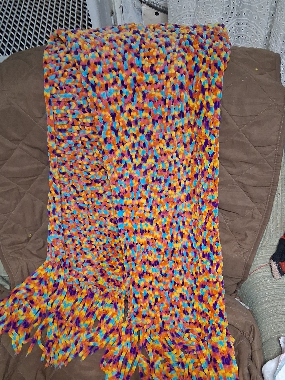 Multicolor Cozy Knit Throw Blanket - Vibrant Home Accent